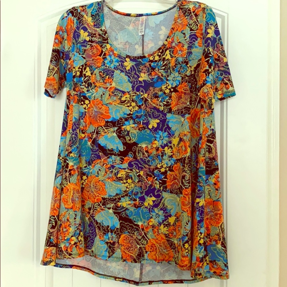 Beautiful multicolored Perfect Tee